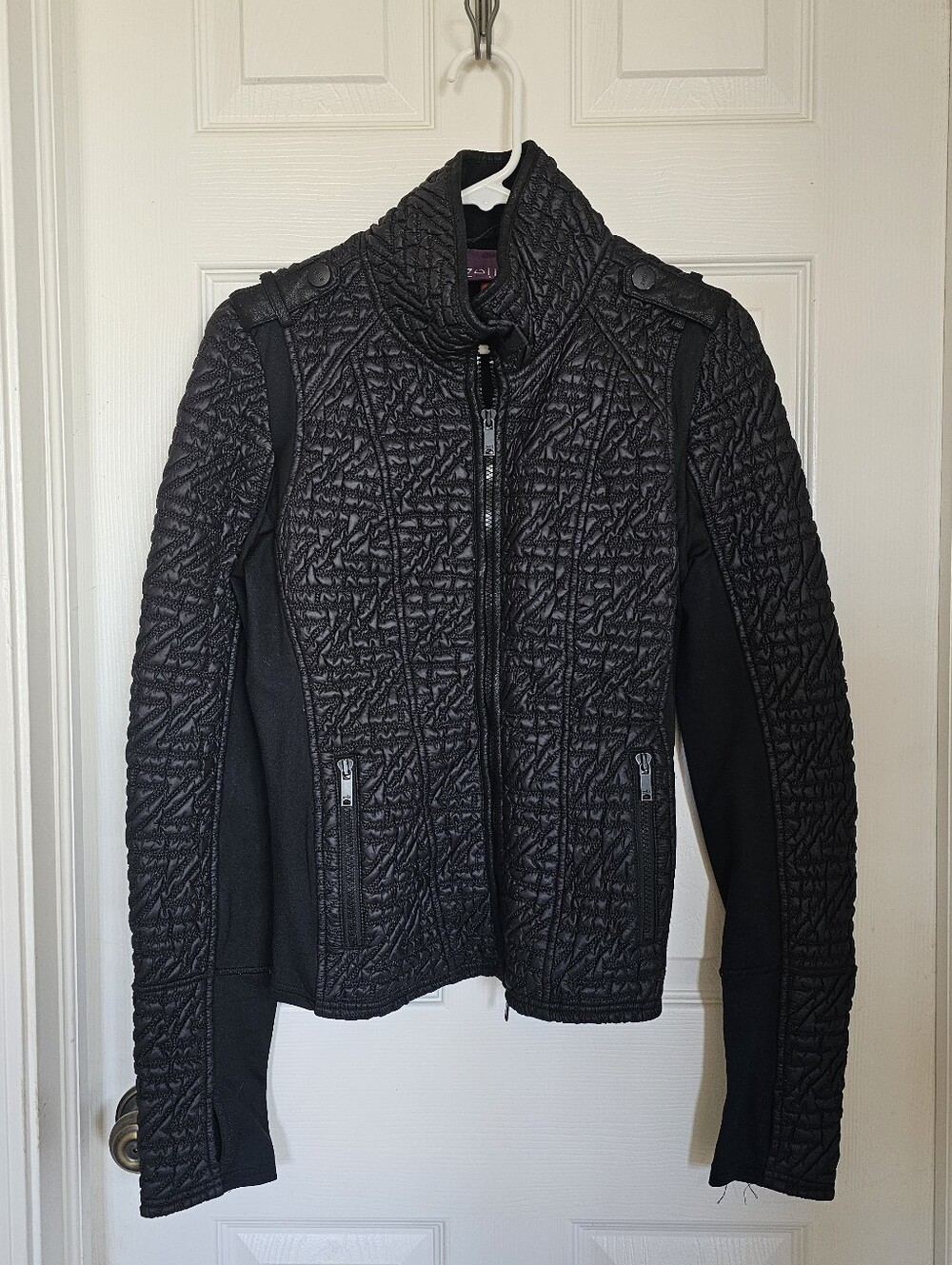 Zella Black Quilted Zip-Up Bomber M Jacket